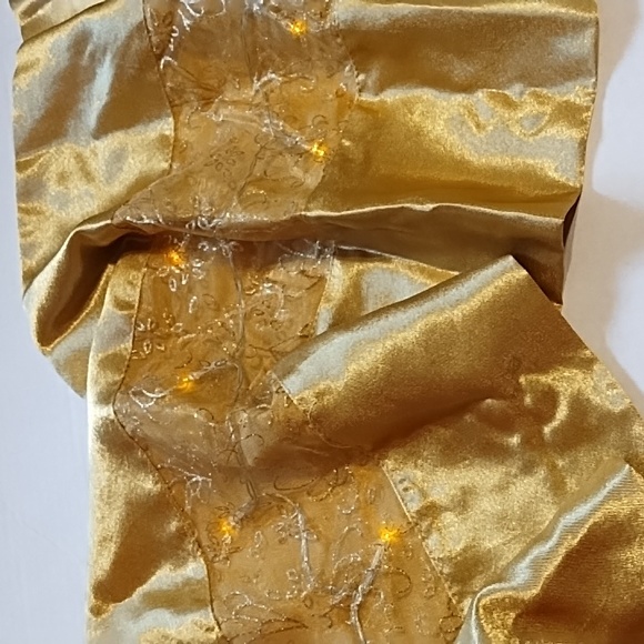 New Gold Pre Lighted Holiday Table Runner - Picture 8 of 12